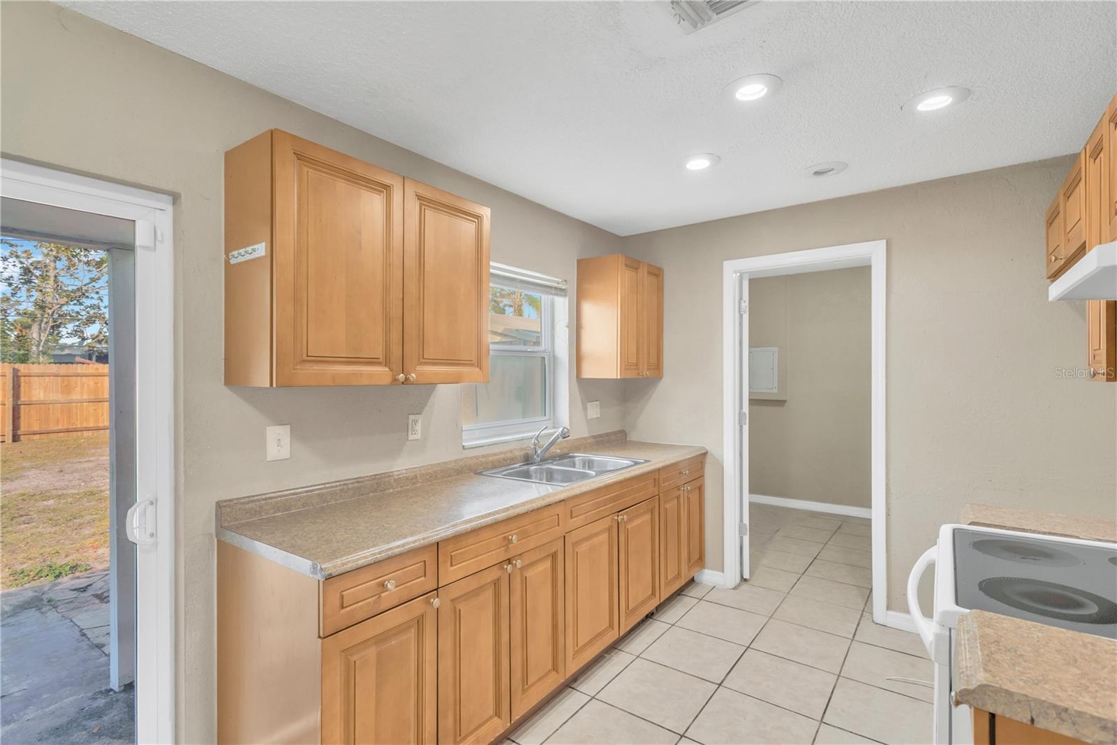 Image 10 of 29 For 8232 Lark Street