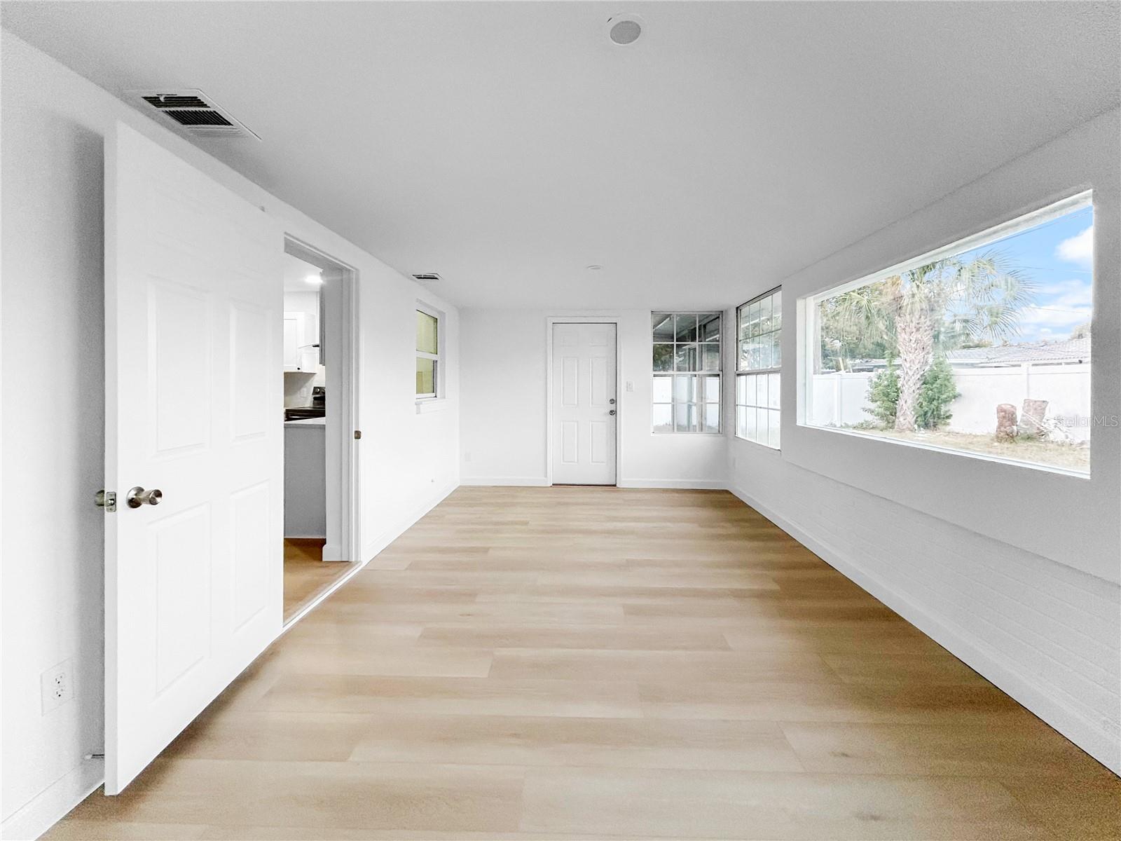 Image 25 of 29 For 2078 Shadow Lane