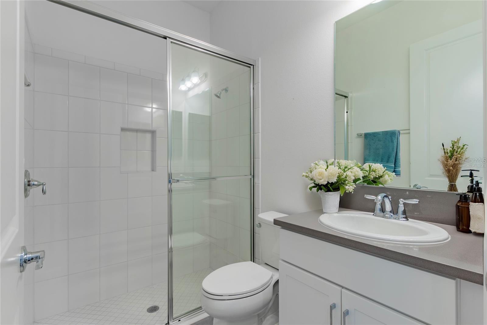 Listing photo id 19 for 4919 Pamplona Court