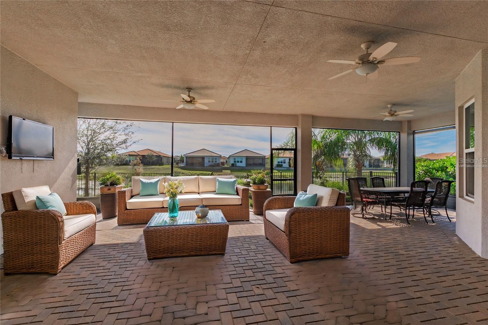 Listing photo id 21 for 4919 Pamplona Court