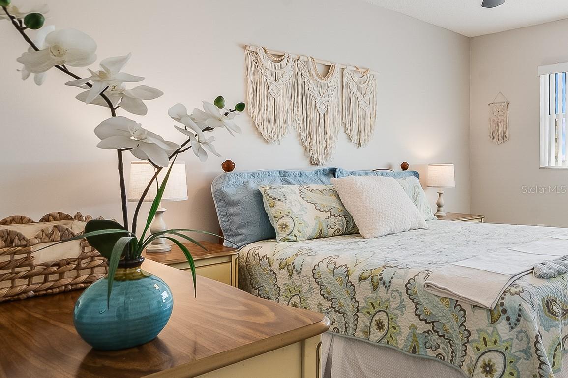 Image 27 of 54 For 6075 Shore Boulevard S 503