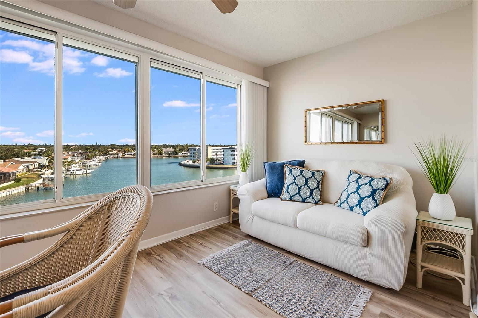 Image 7 of 54 For 6075 Shore Boulevard S 503