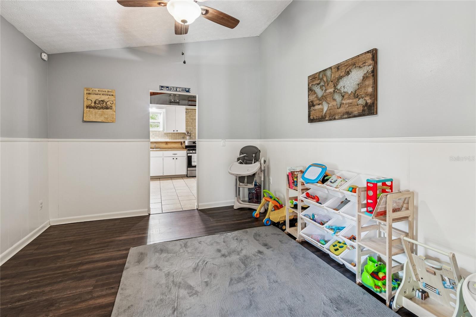 Listing photo id 64 for 17641 Deerfield Drive