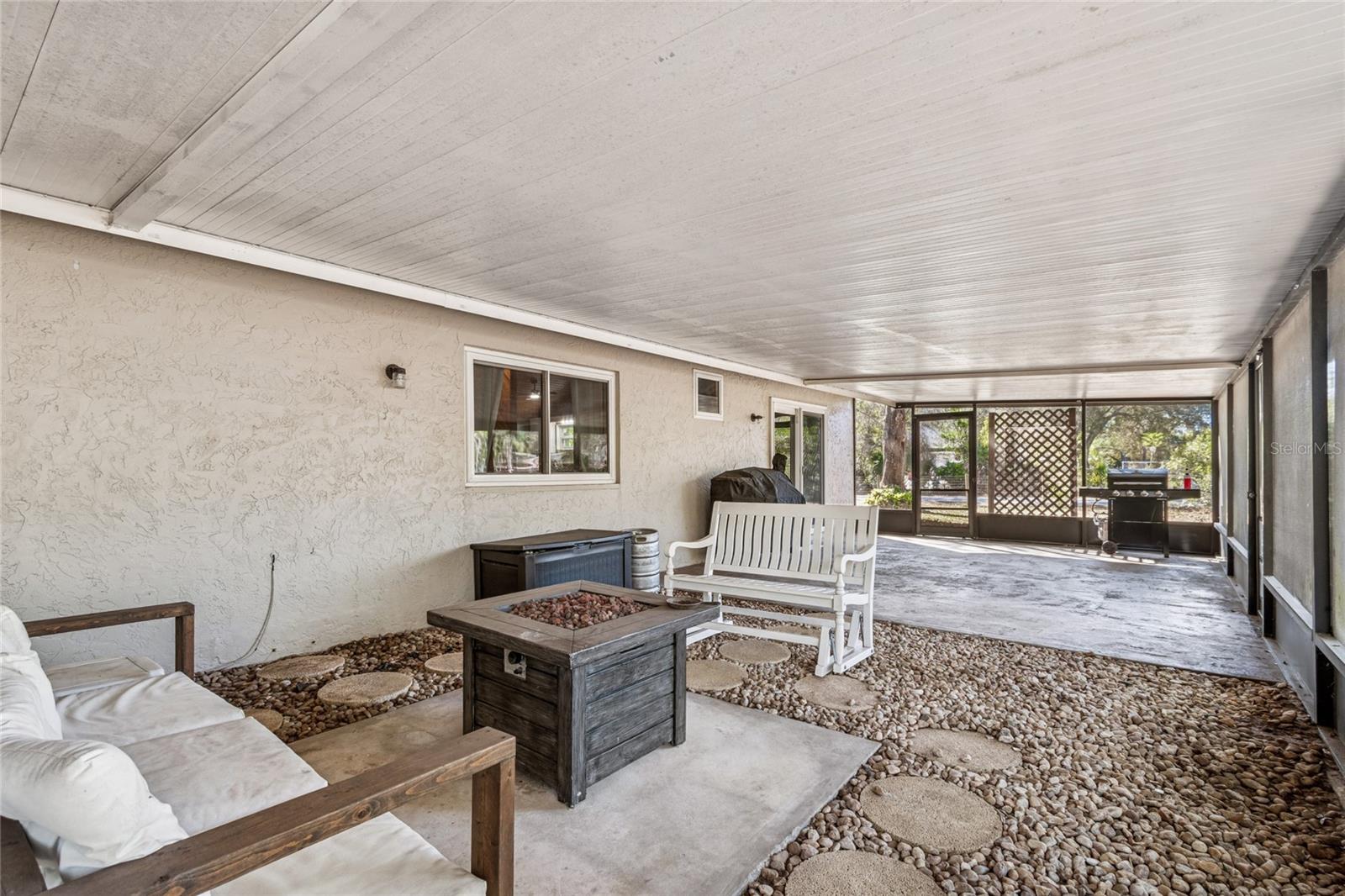 Listing photo id 70 for 17641 Deerfield Drive