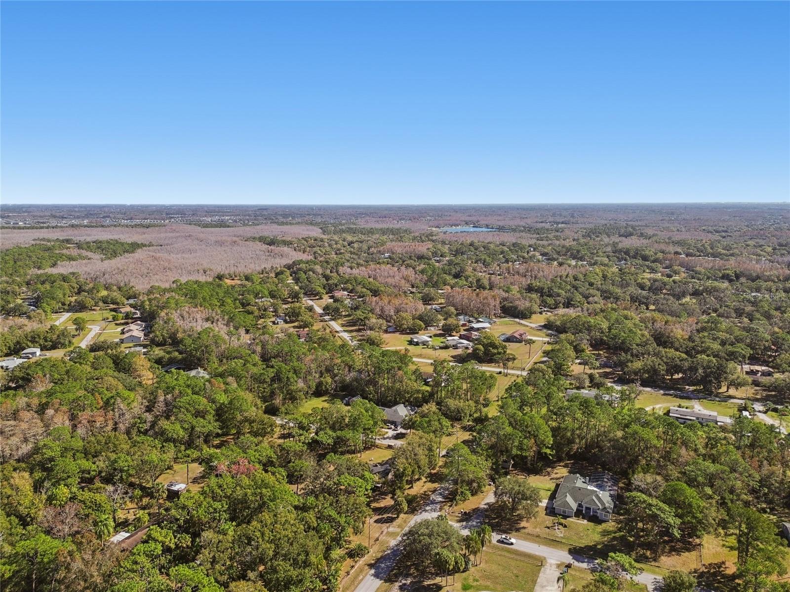 Listing photo id 85 for 17641 Deerfield Drive