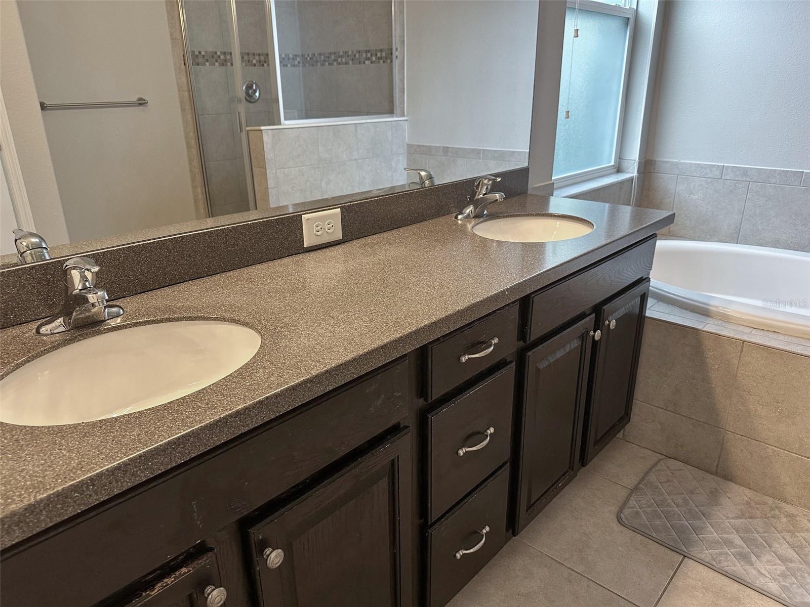 Image 29 of 85 For 21529 Southern Charm Drive