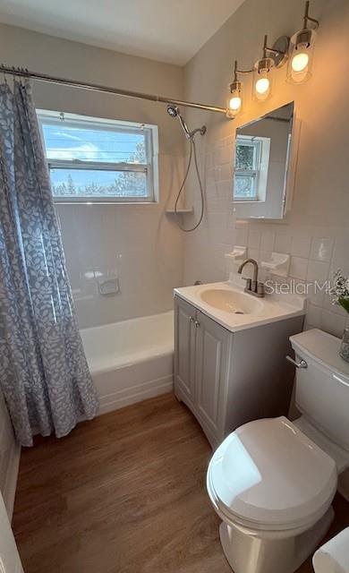 Image 16 of 19 For 11388 122nd Avenue