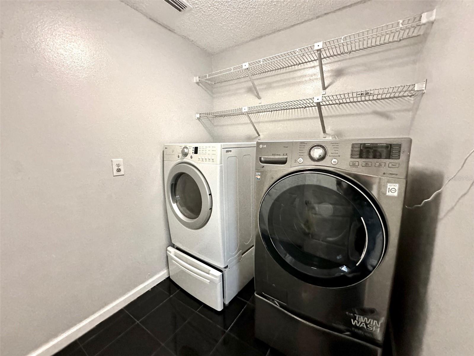 Image 16 of 19 For 1119 Breeze Drive