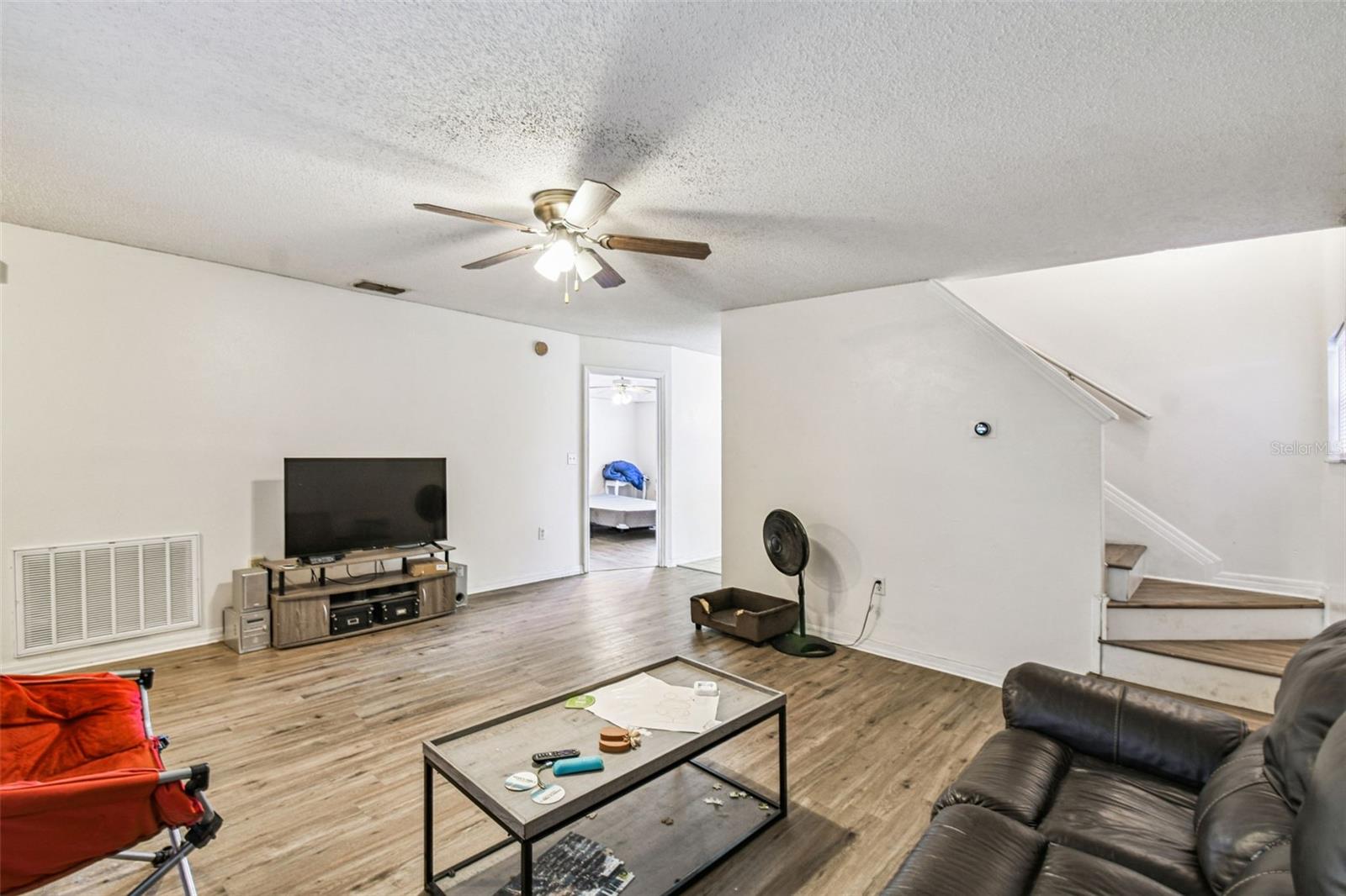 Image 5 of 48 For 142 Brad Circle