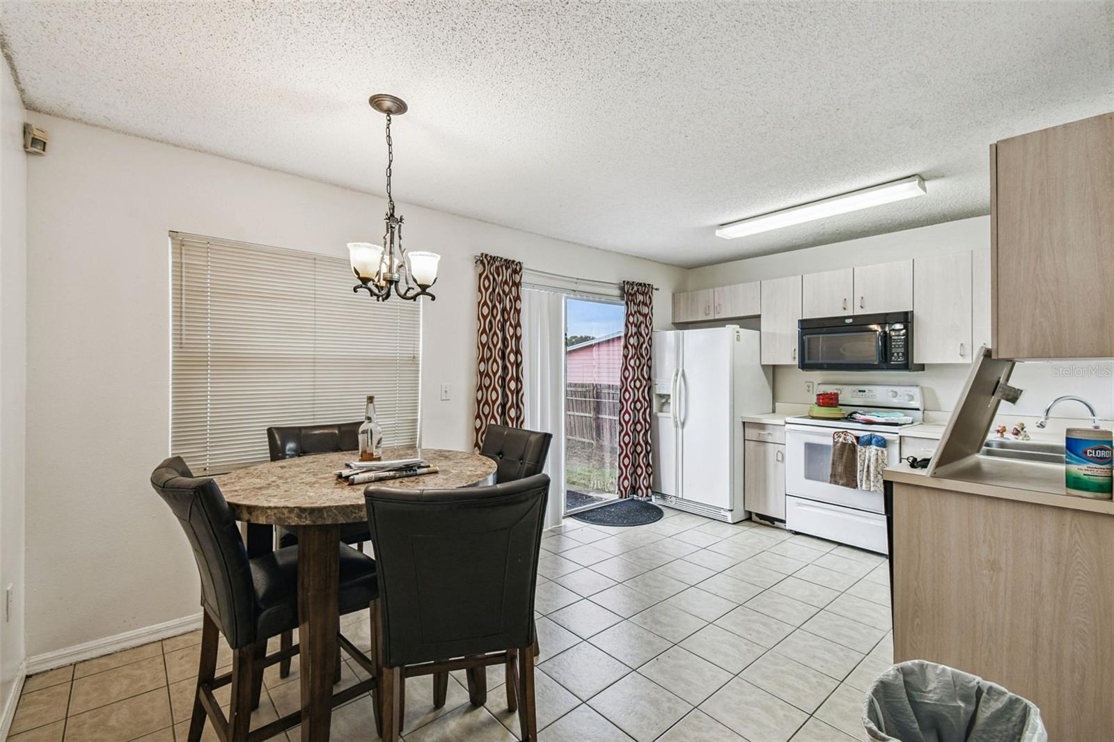 Image 6 of 48 For 142 Brad Circle