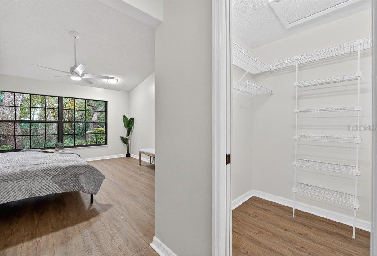 Image 25 of 37 For 7209 Oak Moss Drive 62