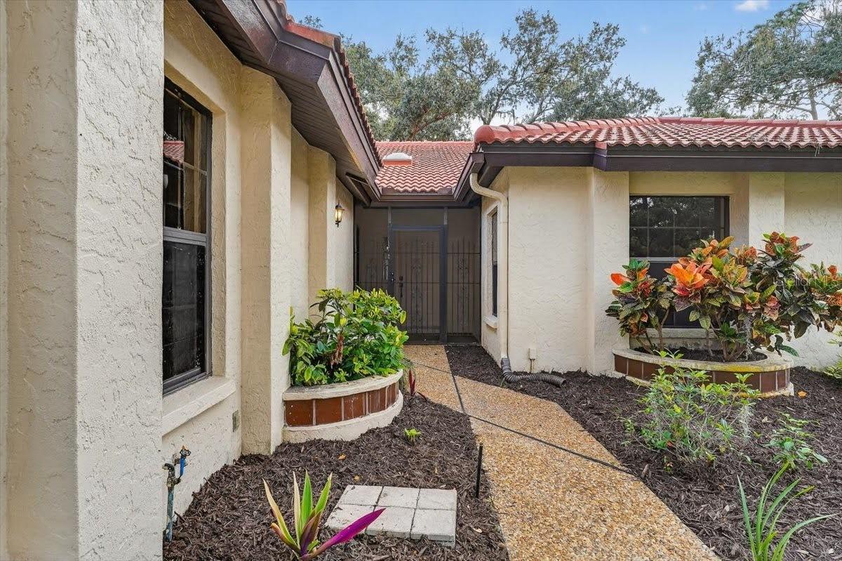 Image 3 of 37 For 7209 Oak Moss Drive 62