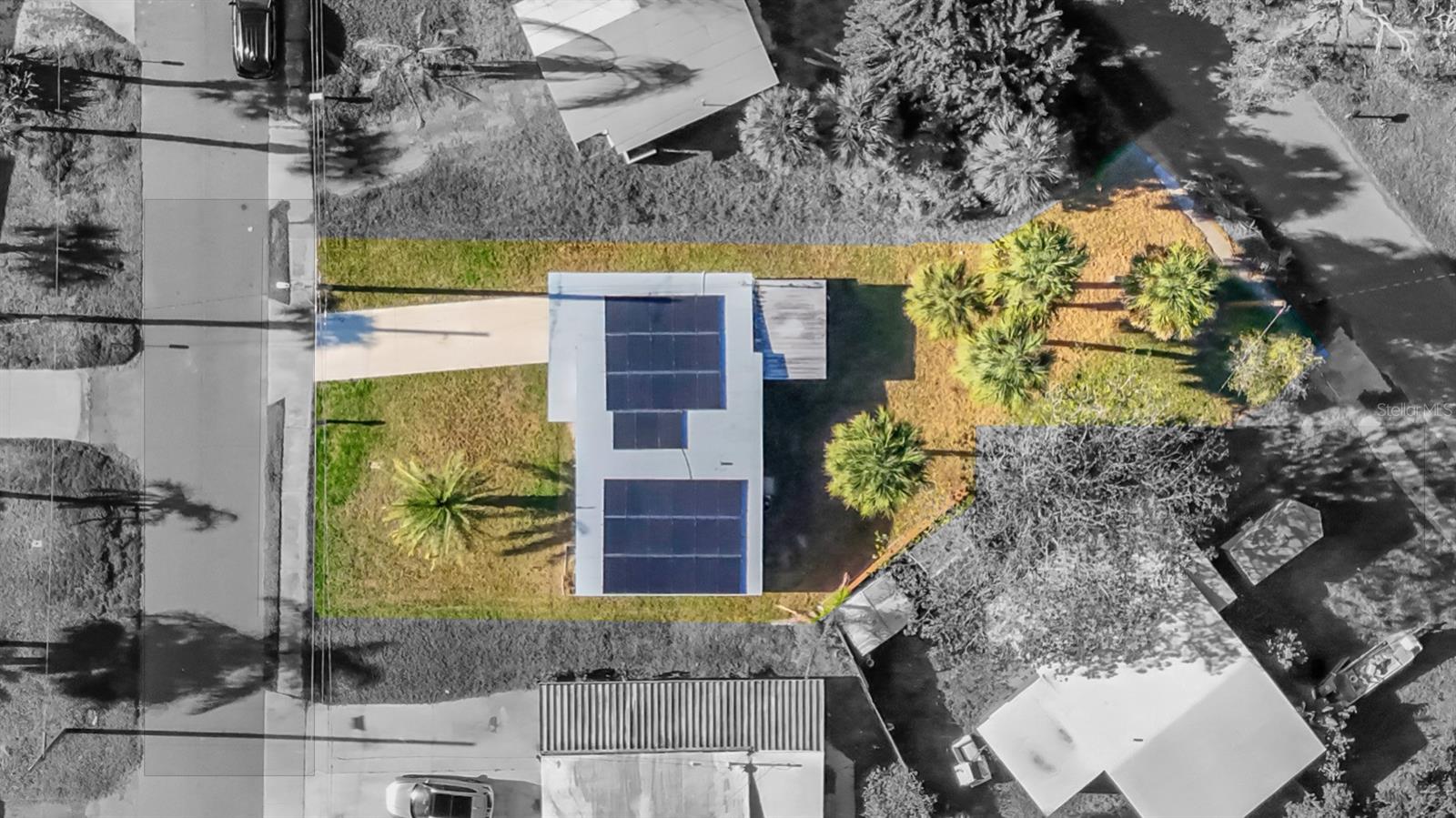 Listing photo id 38 for 7308 Royal Palm Drive