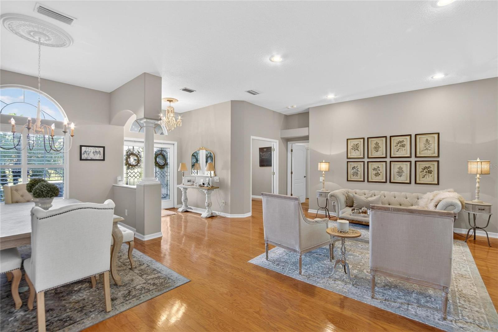 Listing photo id 8 for 27736 Pine Point Drive