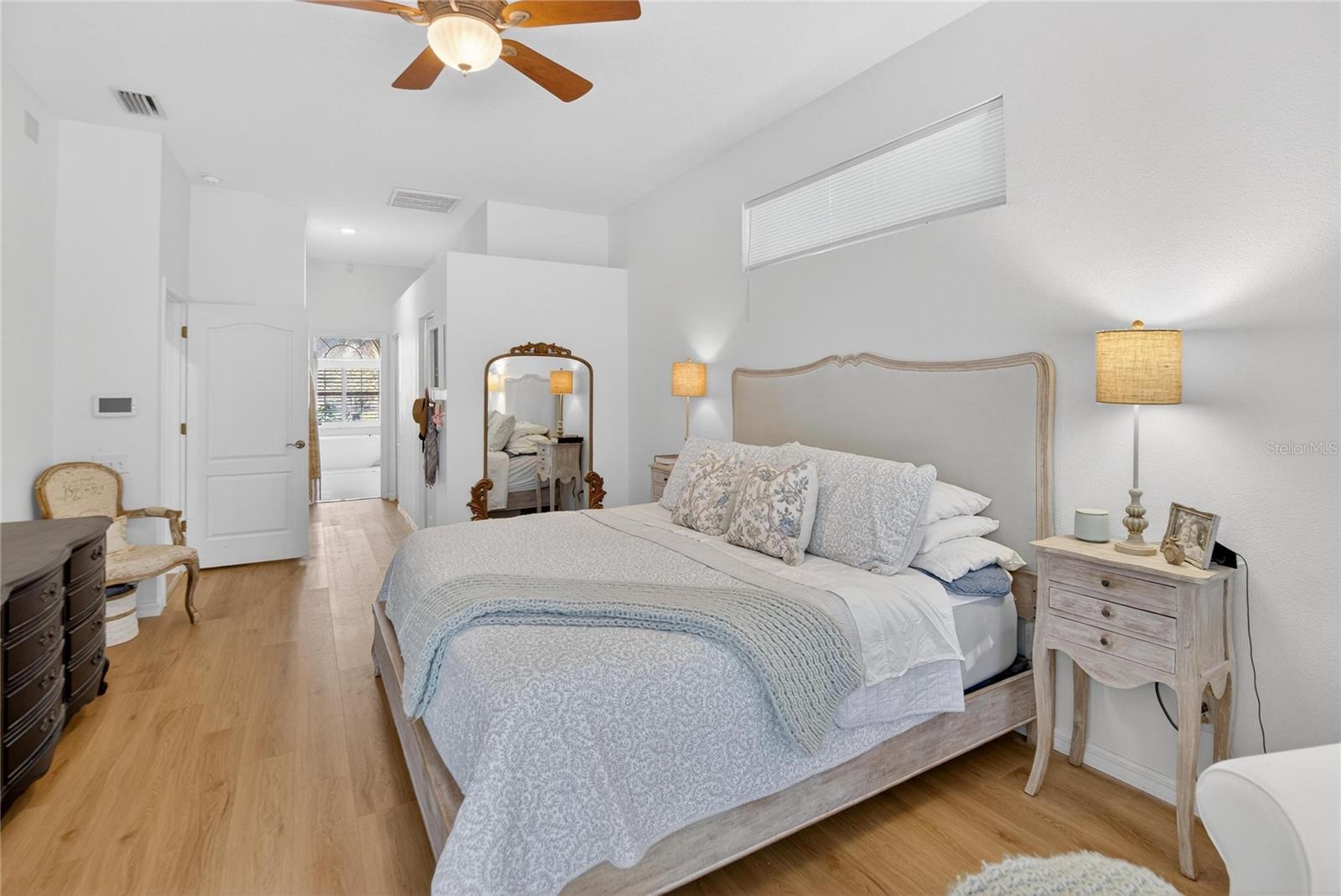 Listing photo id 14 for 27736 Pine Point Drive