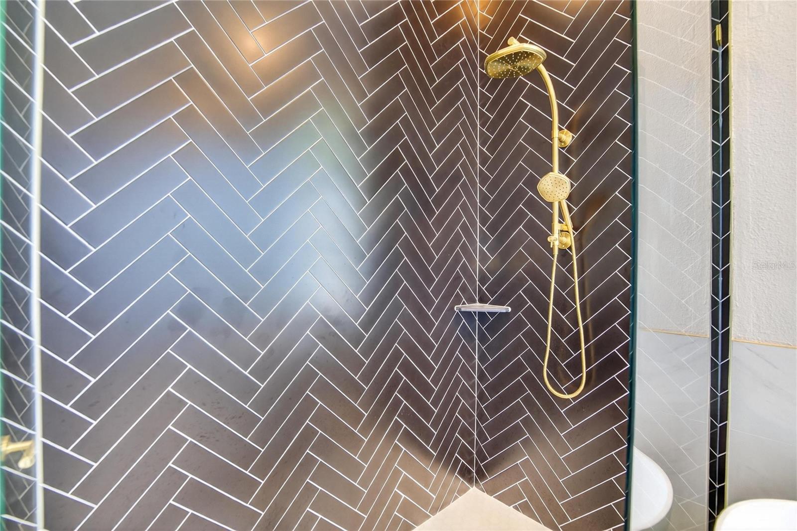 Listing photo id 16 for 27736 Pine Point Drive