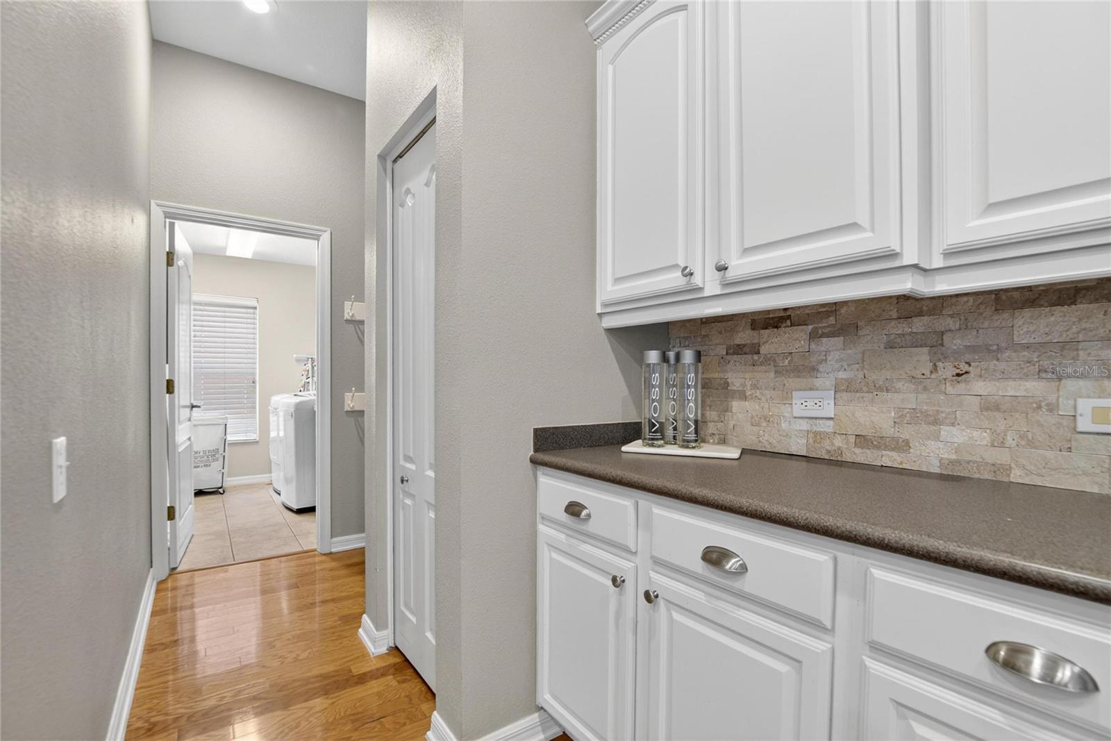 Listing photo id 21 for 27736 Pine Point Drive