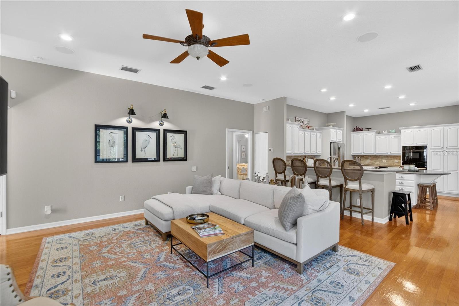 Listing photo id 24 for 27736 Pine Point Drive