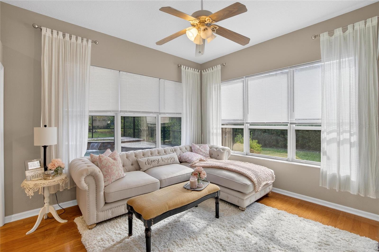 Listing photo id 35 for 27736 Pine Point Drive