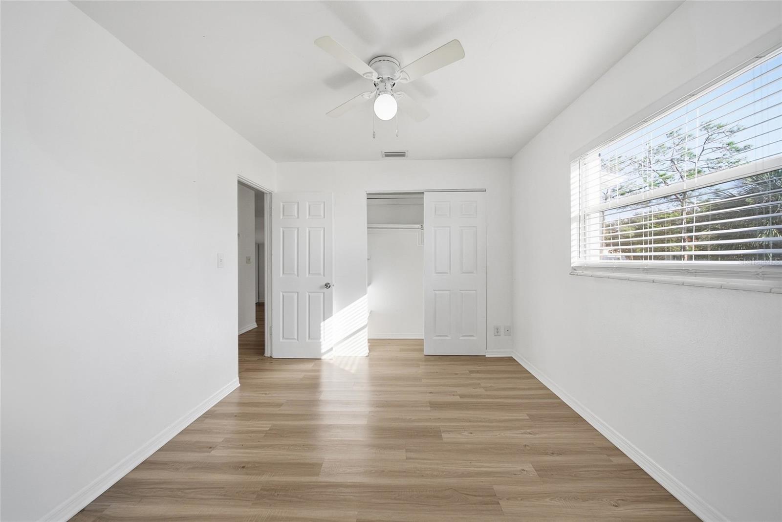 Image 7 of 24 For 781 73rd Avenue N