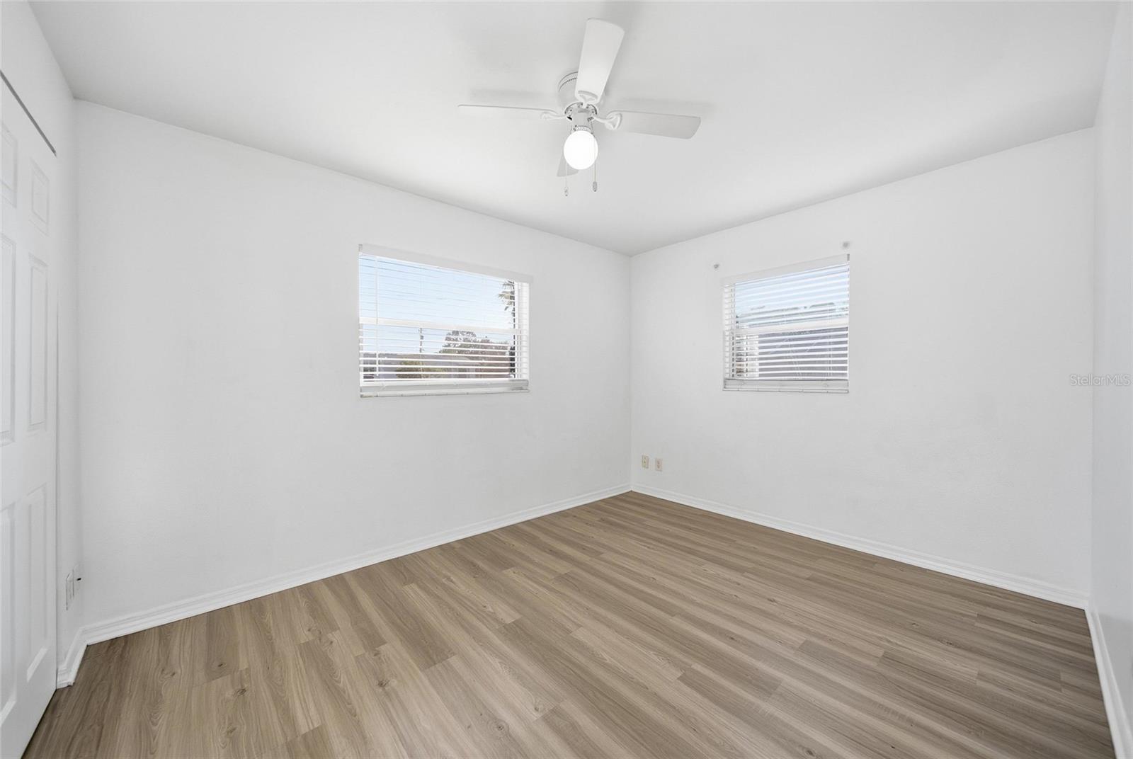 Image 8 of 24 For 781 73rd Avenue N