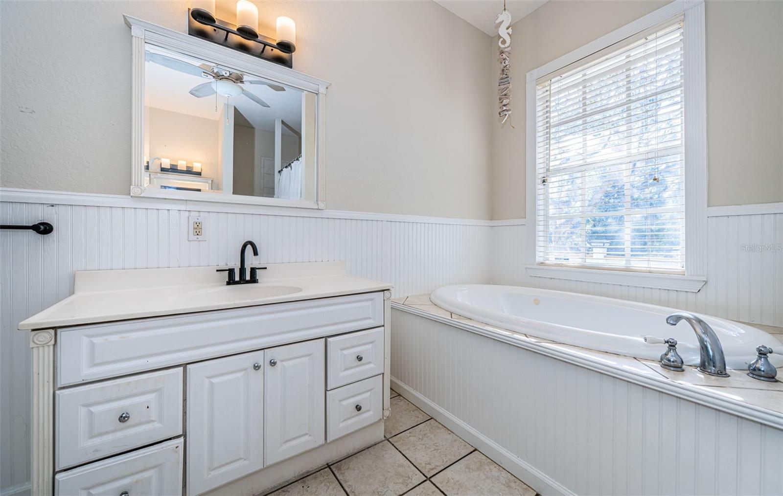 Image 15 of 42 For 5127 Bay Boulevard