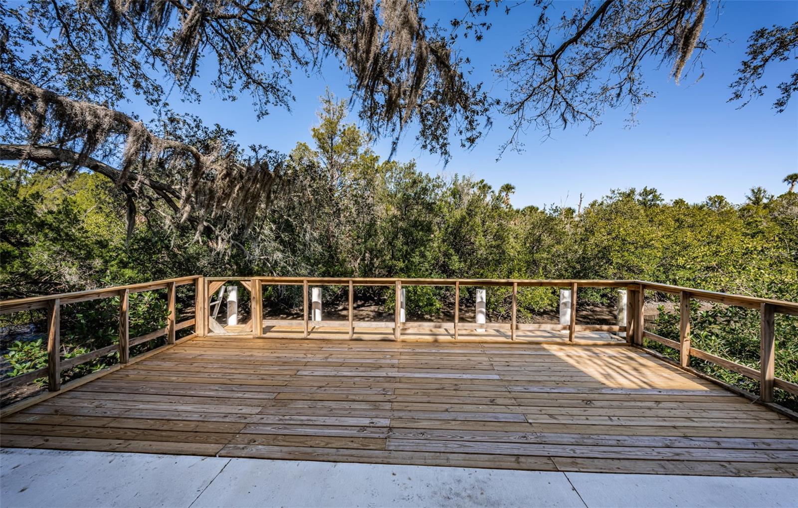 Image 34 of 42 For 5127 Bay Boulevard