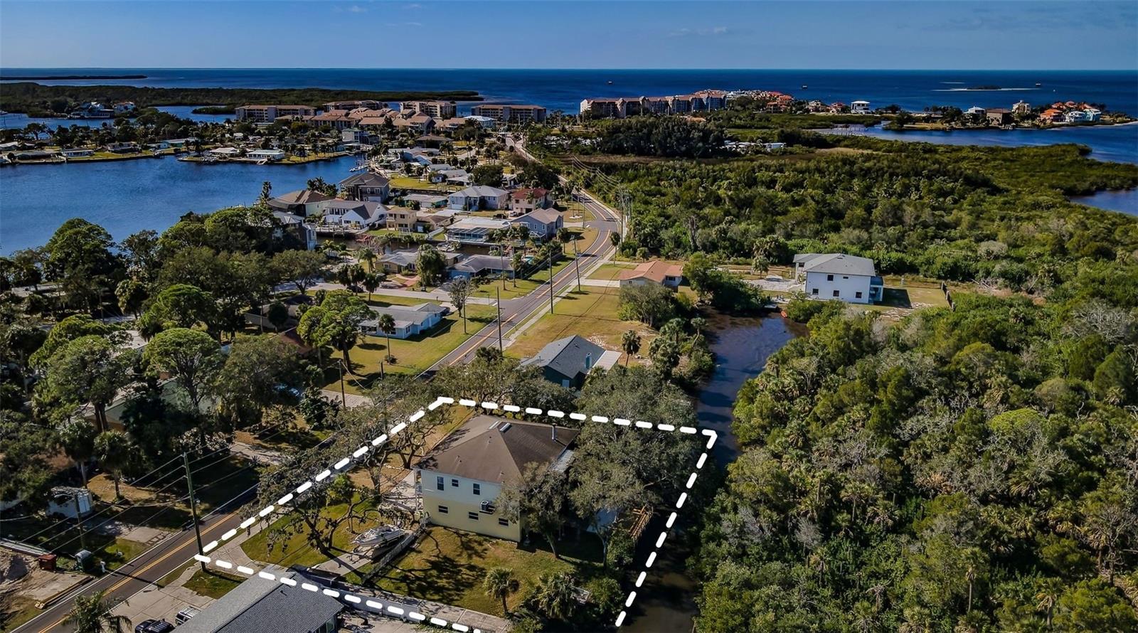 Image 36 of 42 For 5127 Bay Boulevard