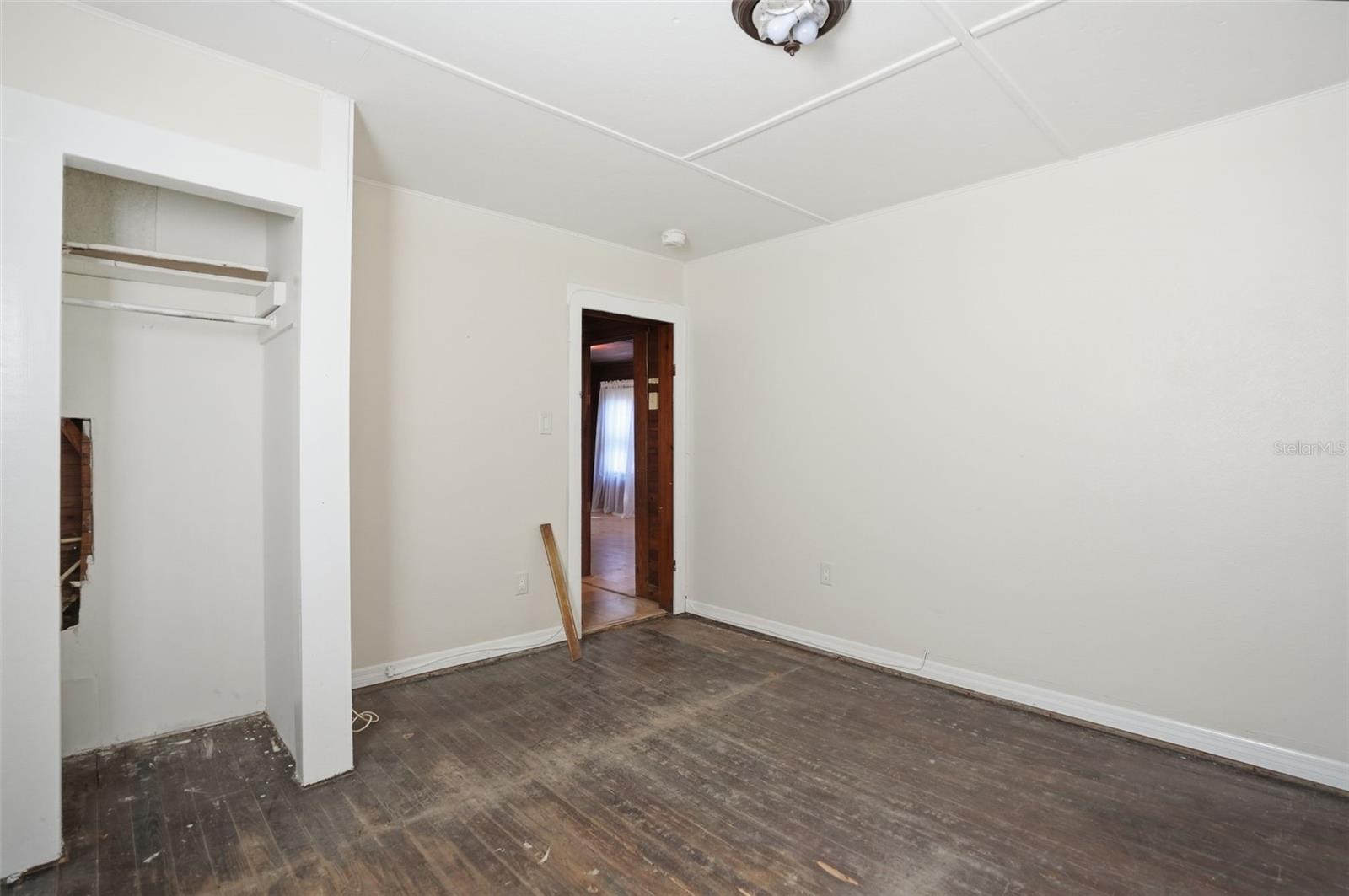 Image 11 of 20 For 11109 Carmon Street