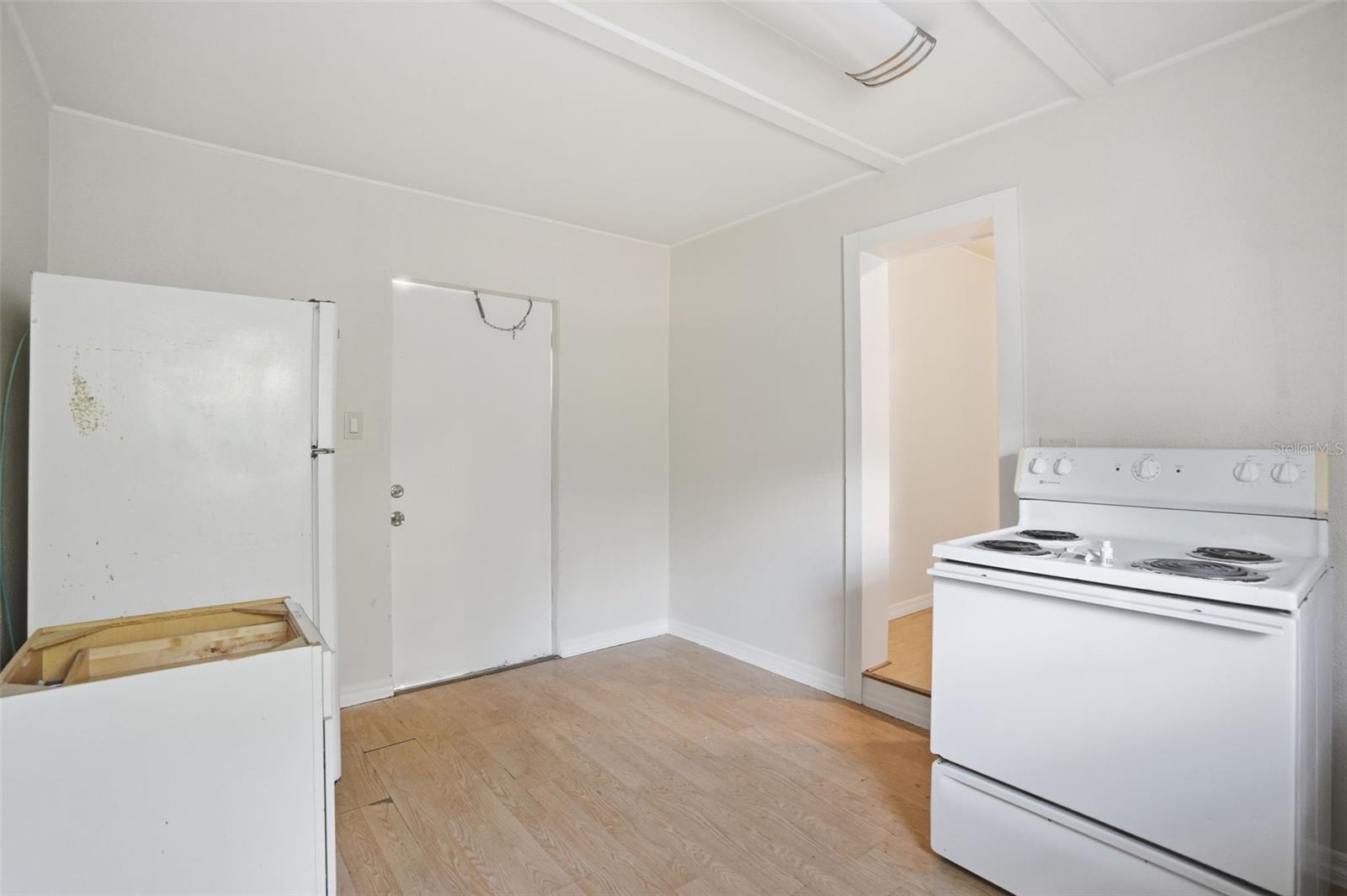 Image 14 of 20 For 11109 Carmon Street