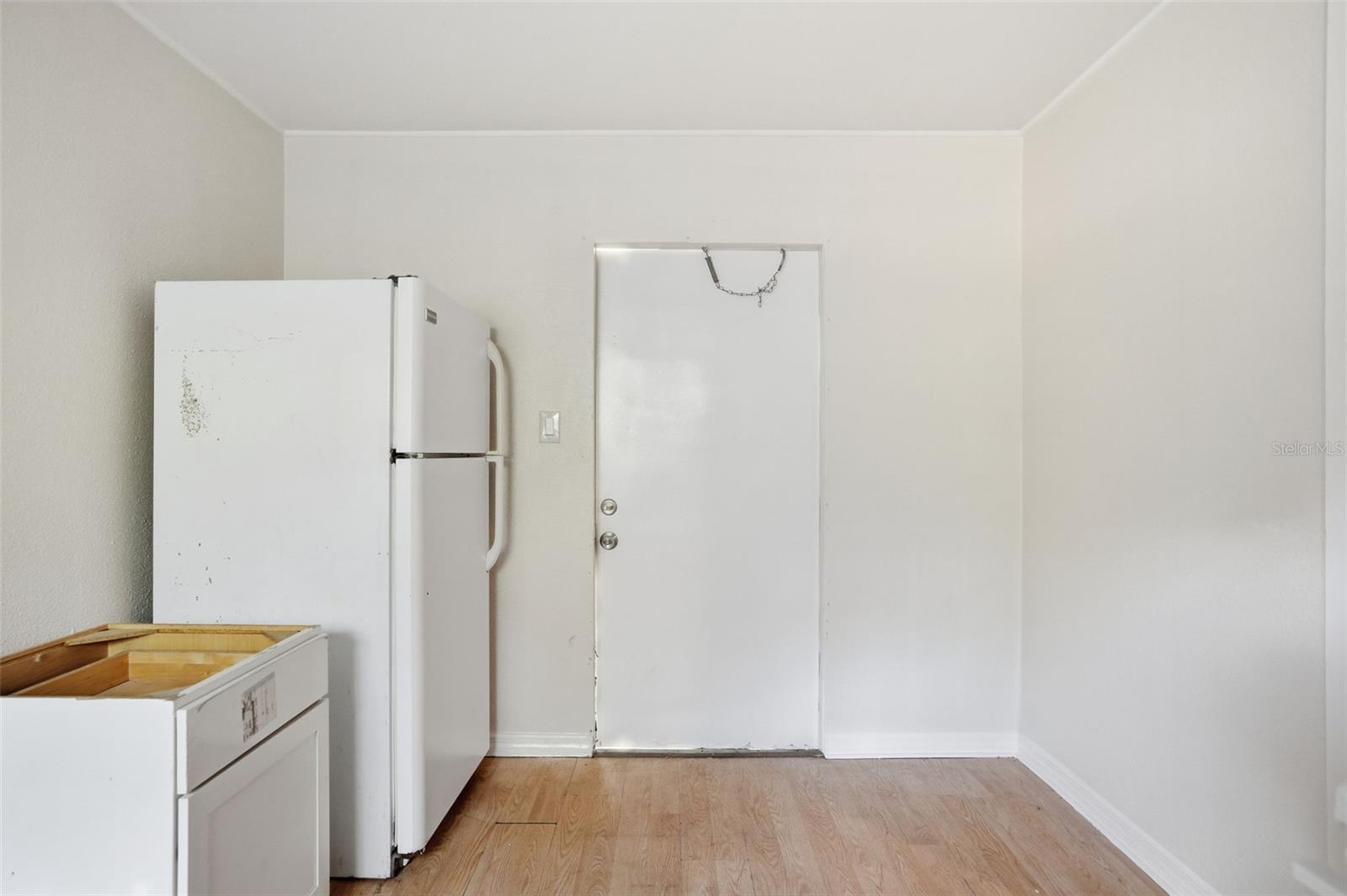 Image 15 of 20 For 11109 Carmon Street