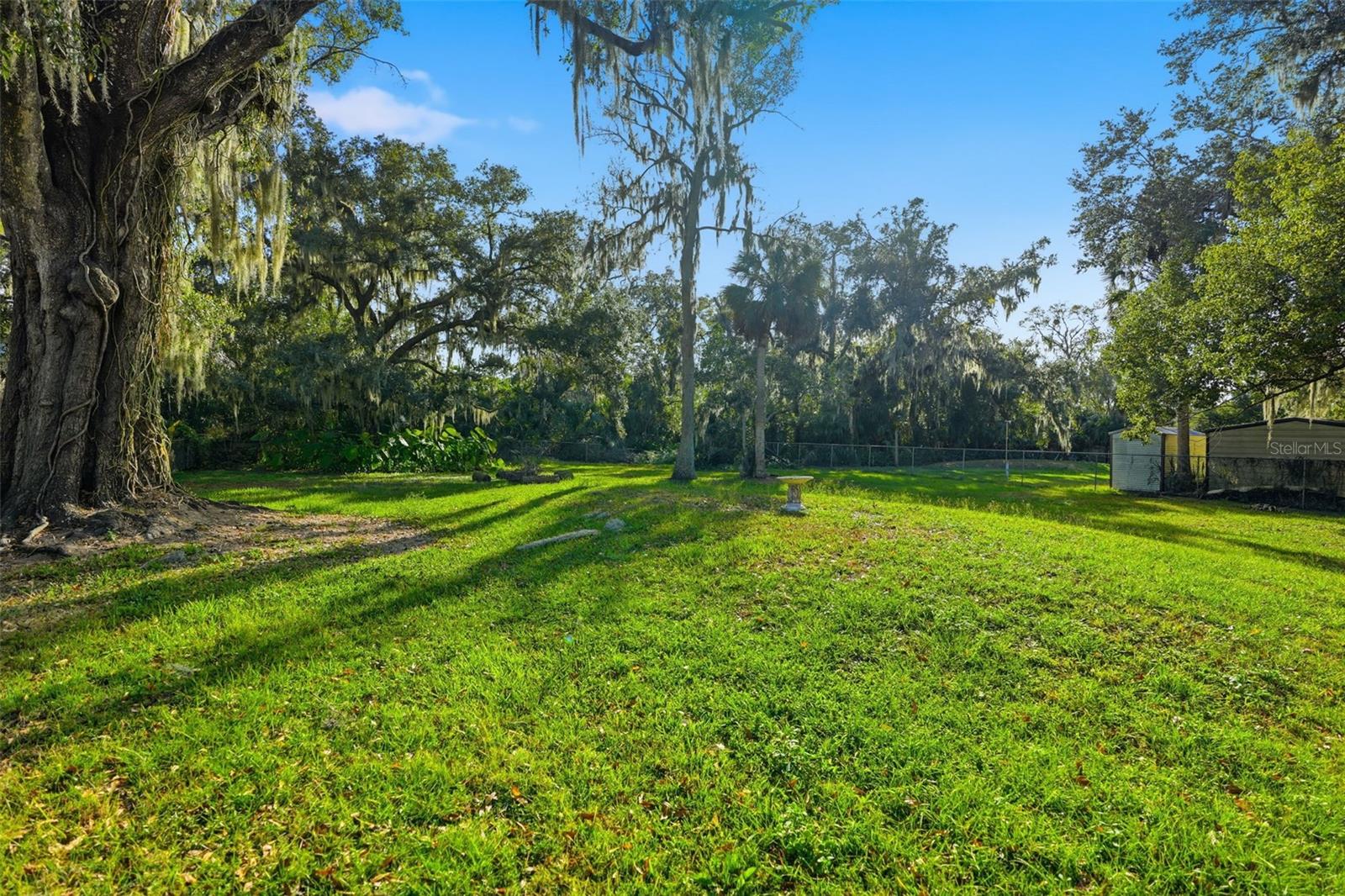 Image 18 of 20 For 11109 Carmon Street