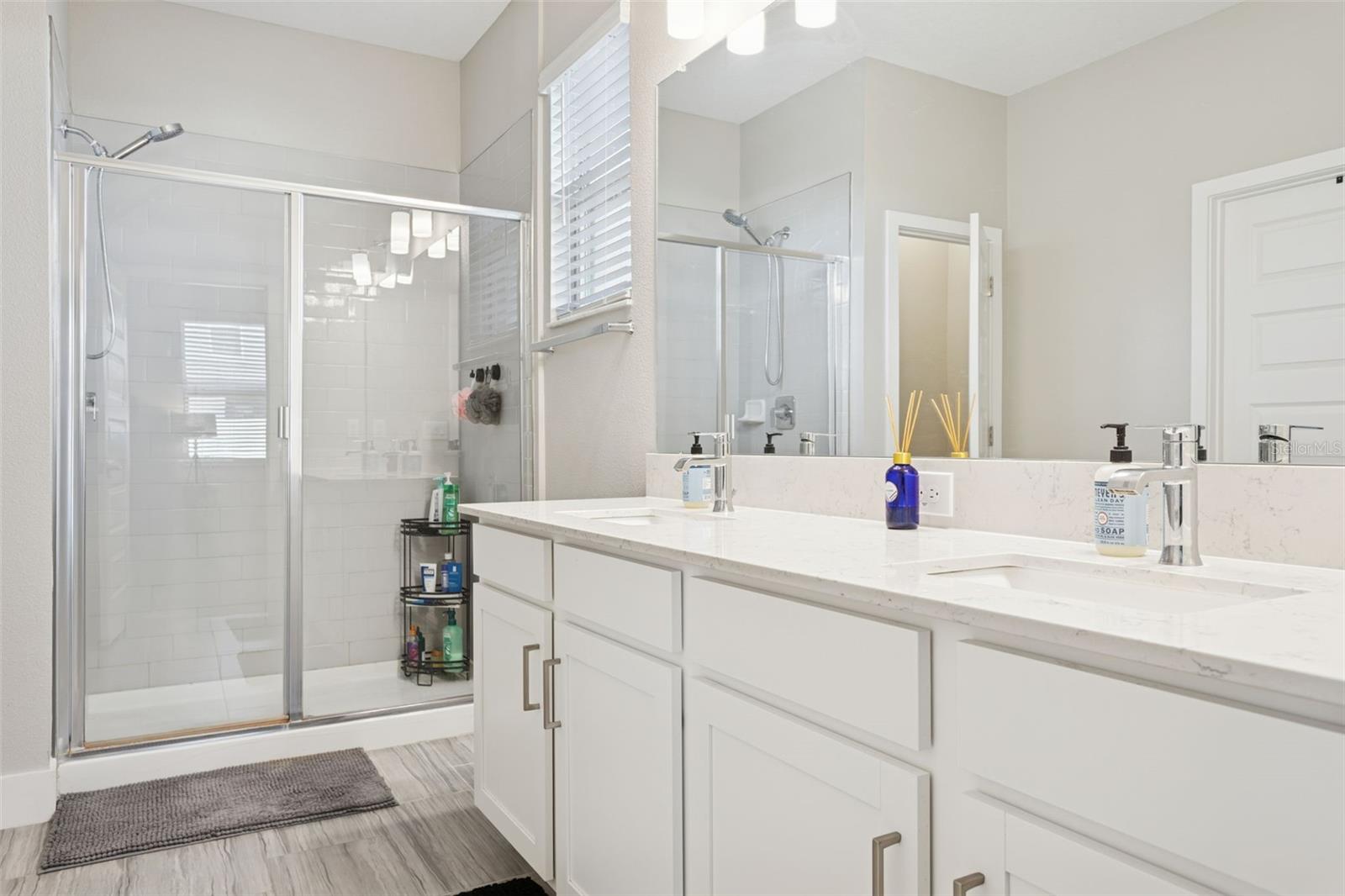 Image 20 of 37 For 9783 Wild Begonia Loop