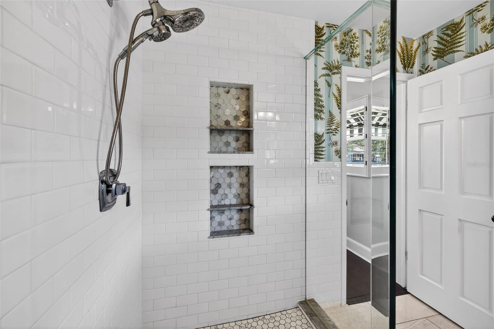 Image 16 of 30 For 407 Althea Road