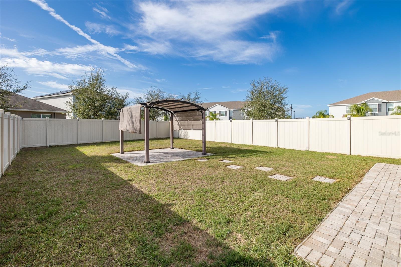 Image 32 of 59 For 16957 Secret Meadow Drive