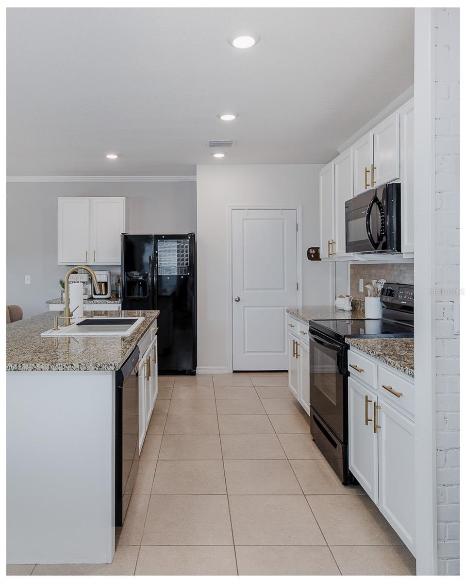 Image 47 of 59 For 16957 Secret Meadow Drive