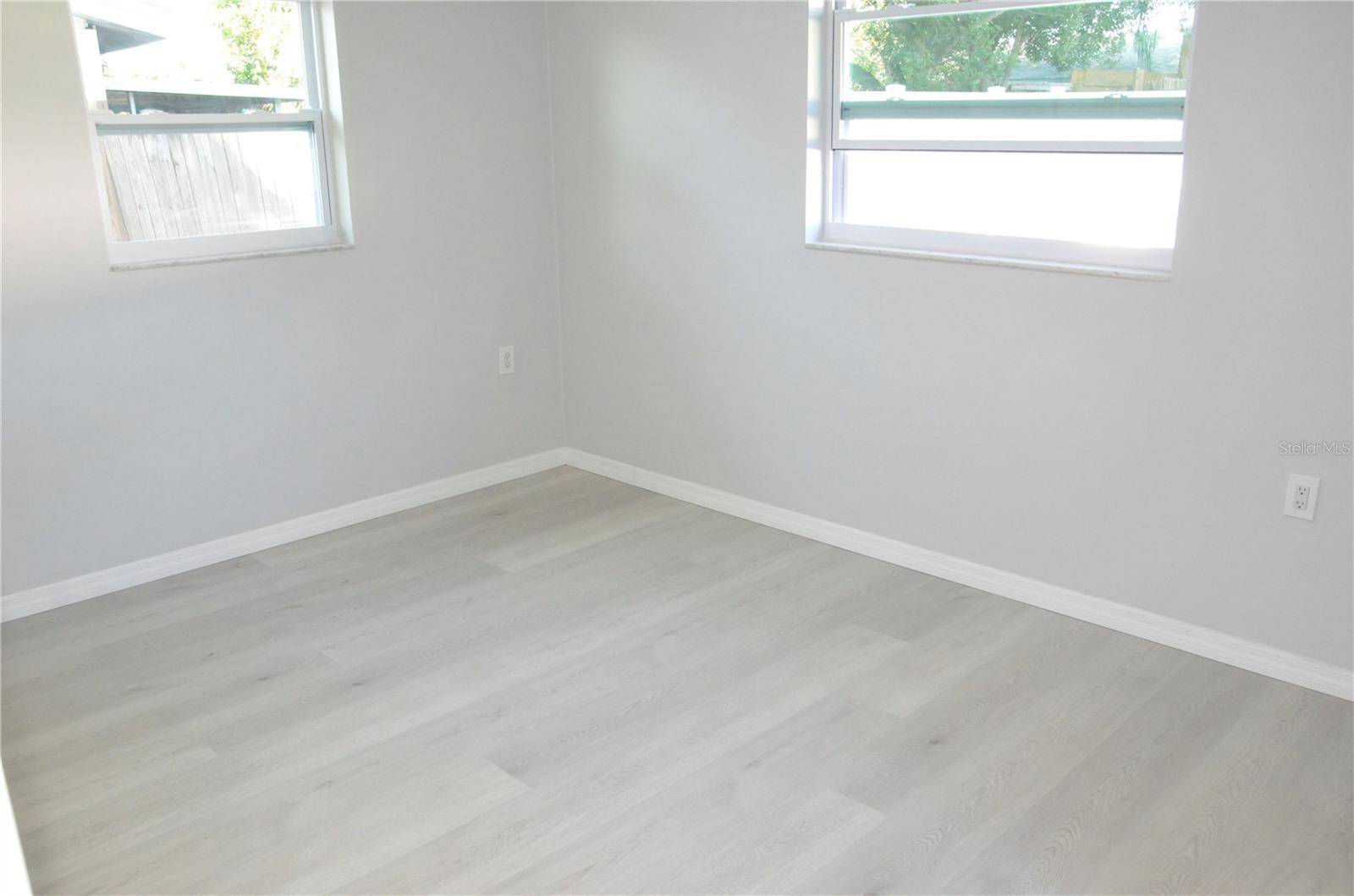 Image 16 of 25 For 1134 Fernwood Drive