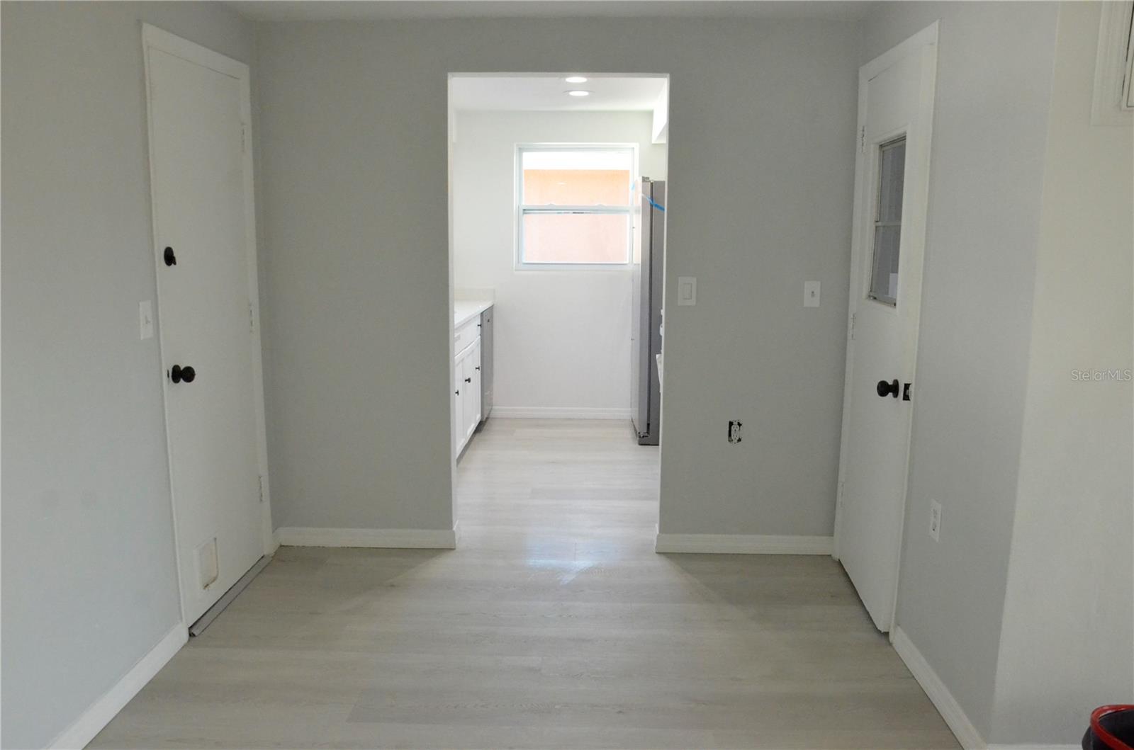 Image 21 of 25 For 1134 Fernwood Drive