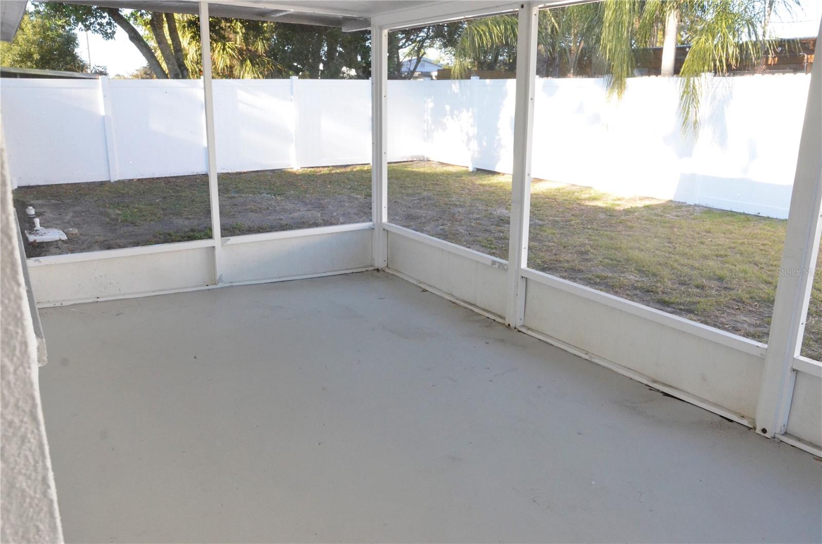 Image 22 of 25 For 1134 Fernwood Drive