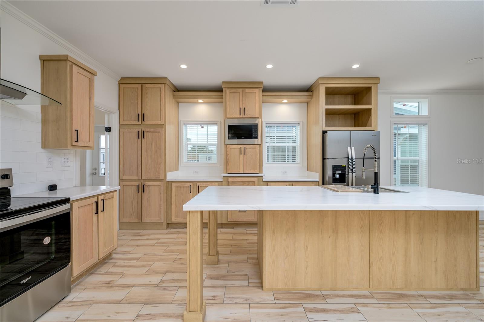 Details for 8388 Dalewood Drive, WEEKI WACHEE, FL 34613