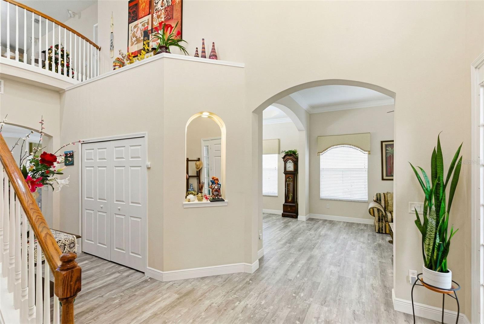 Image 16 of 94 For 13704 Artesa Bell Drive