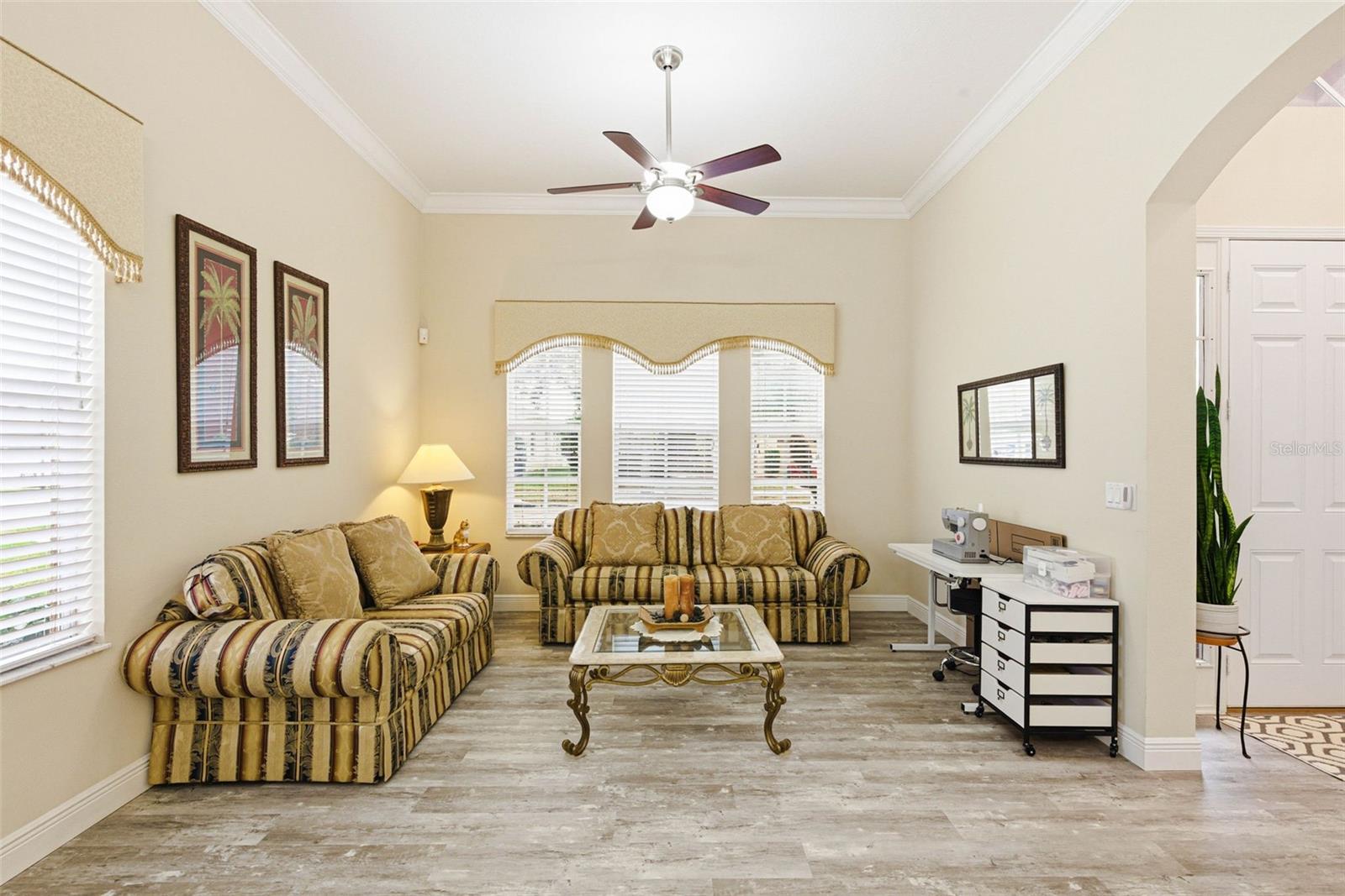 Image 21 of 94 For 13704 Artesa Bell Drive