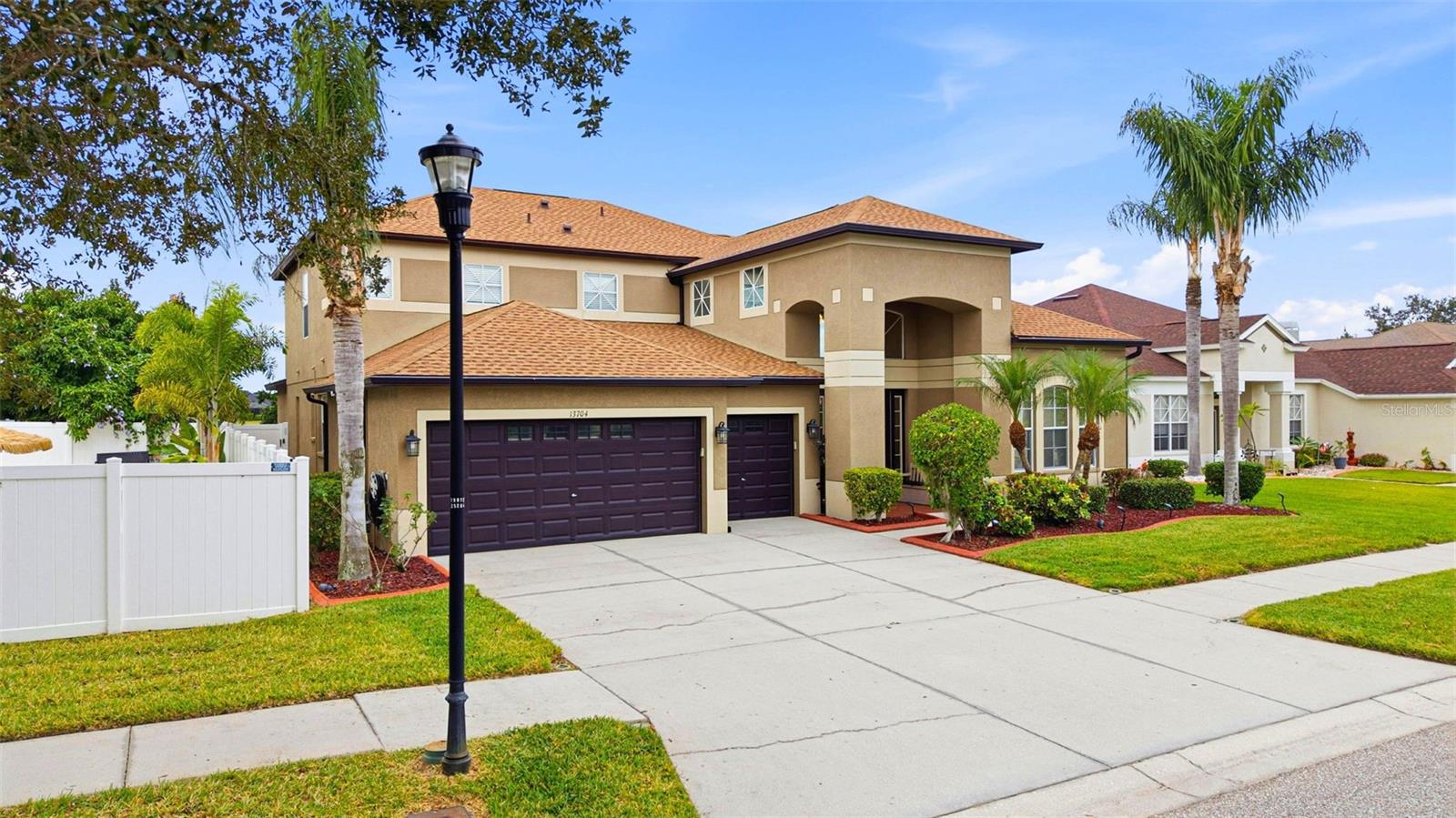 Image 3 of 94 For 13704 Artesa Bell Drive