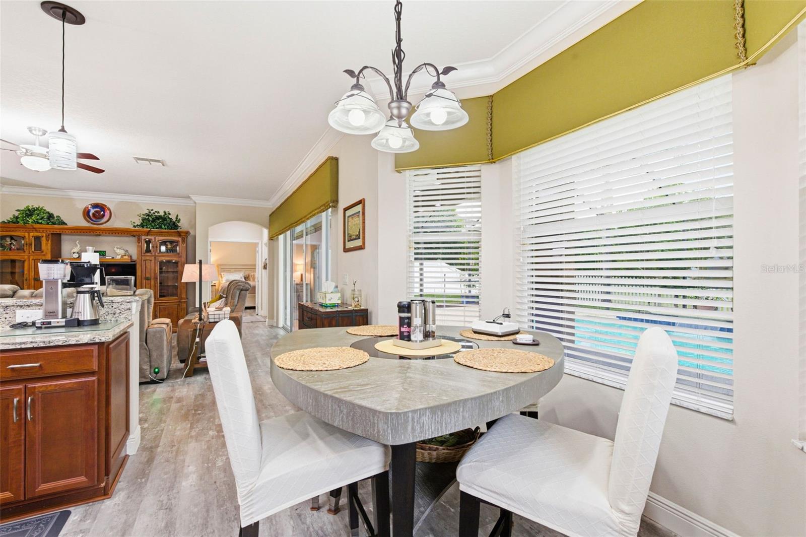 Image 33 of 94 For 13704 Artesa Bell Drive