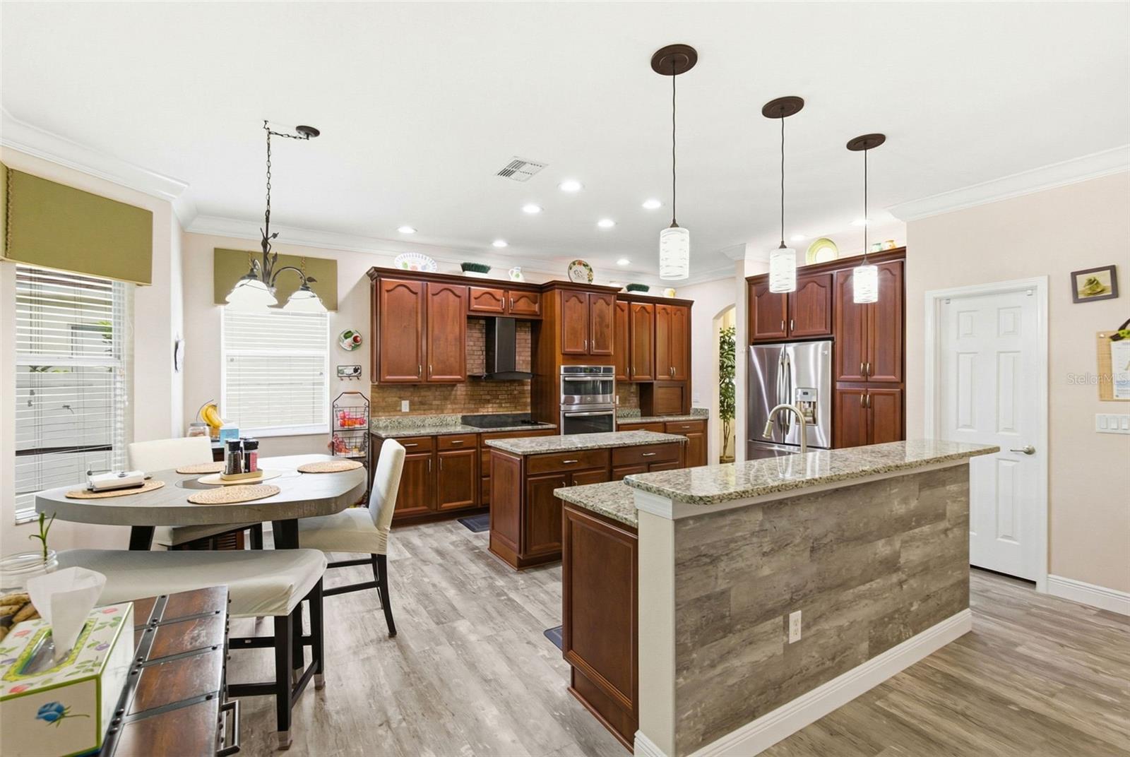 Image 35 of 94 For 13704 Artesa Bell Drive