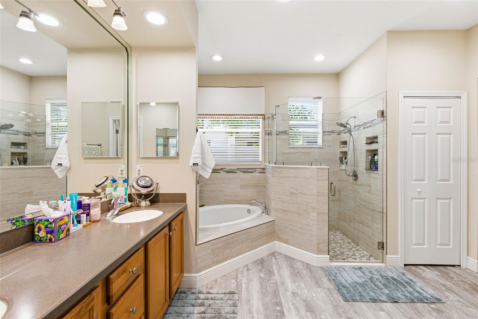 Image 51 of 94 For 13704 Artesa Bell Drive