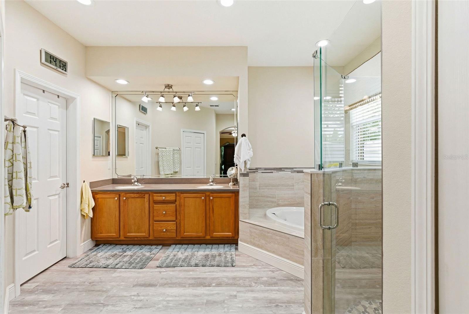 Image 53 of 94 For 13704 Artesa Bell Drive