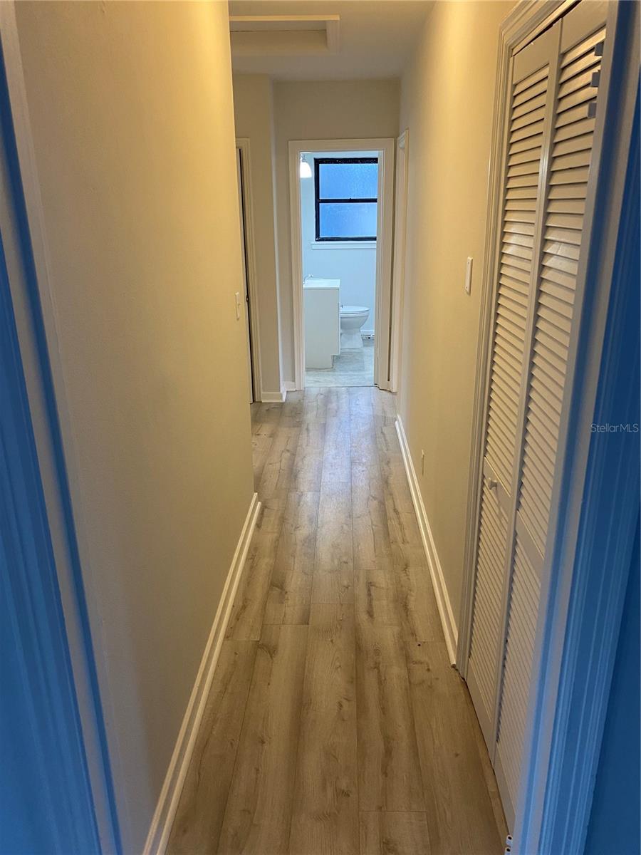 Image 14 of 29 For 727 27th Avenue S