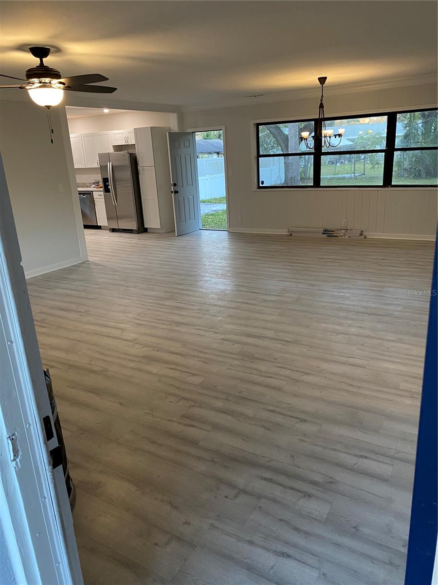 Image 8 of 29 For 727 27th Avenue S