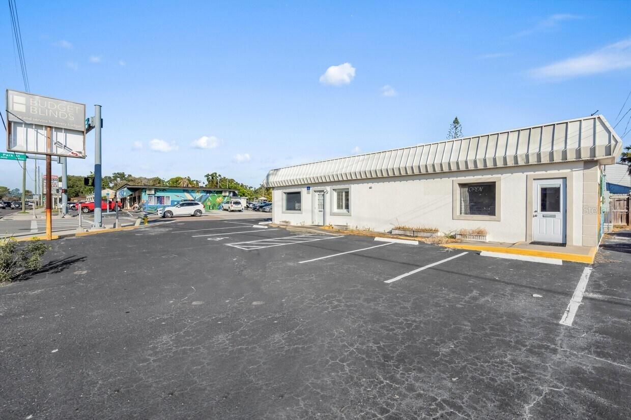 Listing photo id 12 for 800 Pasadena Avenue S